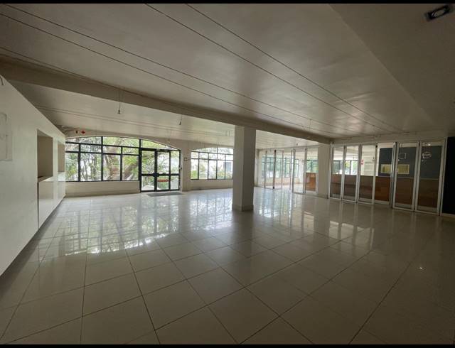 2,859M² OFFICE TO LET IN BRYANSTON